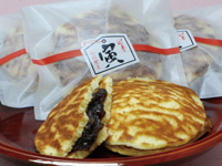 和菓子　寅どら焼き
