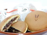 和菓子　寅どら焼き